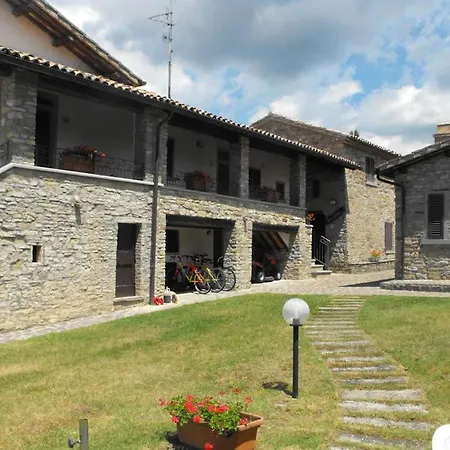 Sleeps 2 Pool Wifi T764286 Citta di Castello